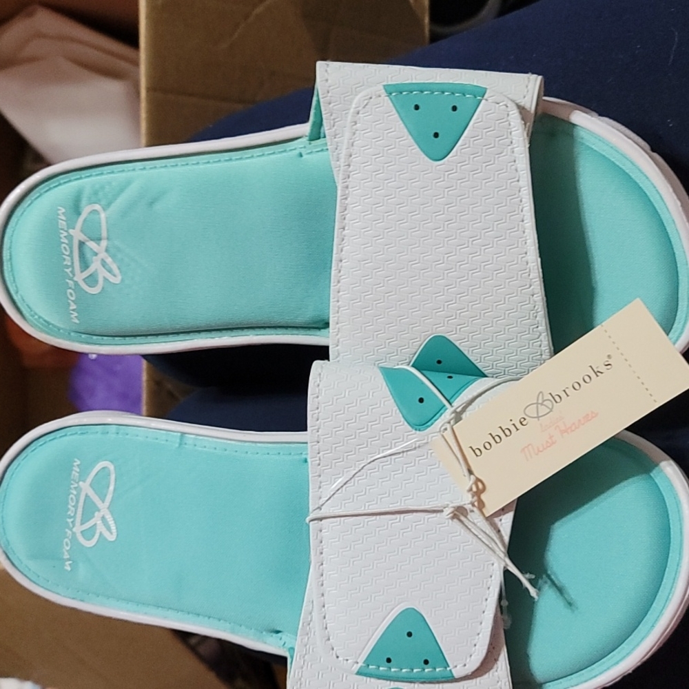 Memory foam slides